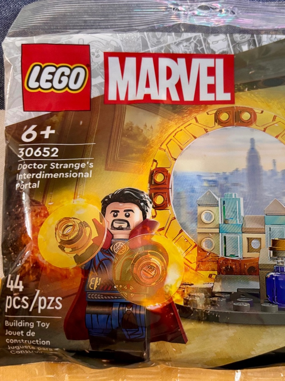 "Doctor Strange's Interdimensional Portal" polybag UNOPENED
